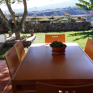 https://casa-cueva-bandama-con-jacuzzi.in-canary-islands.com
